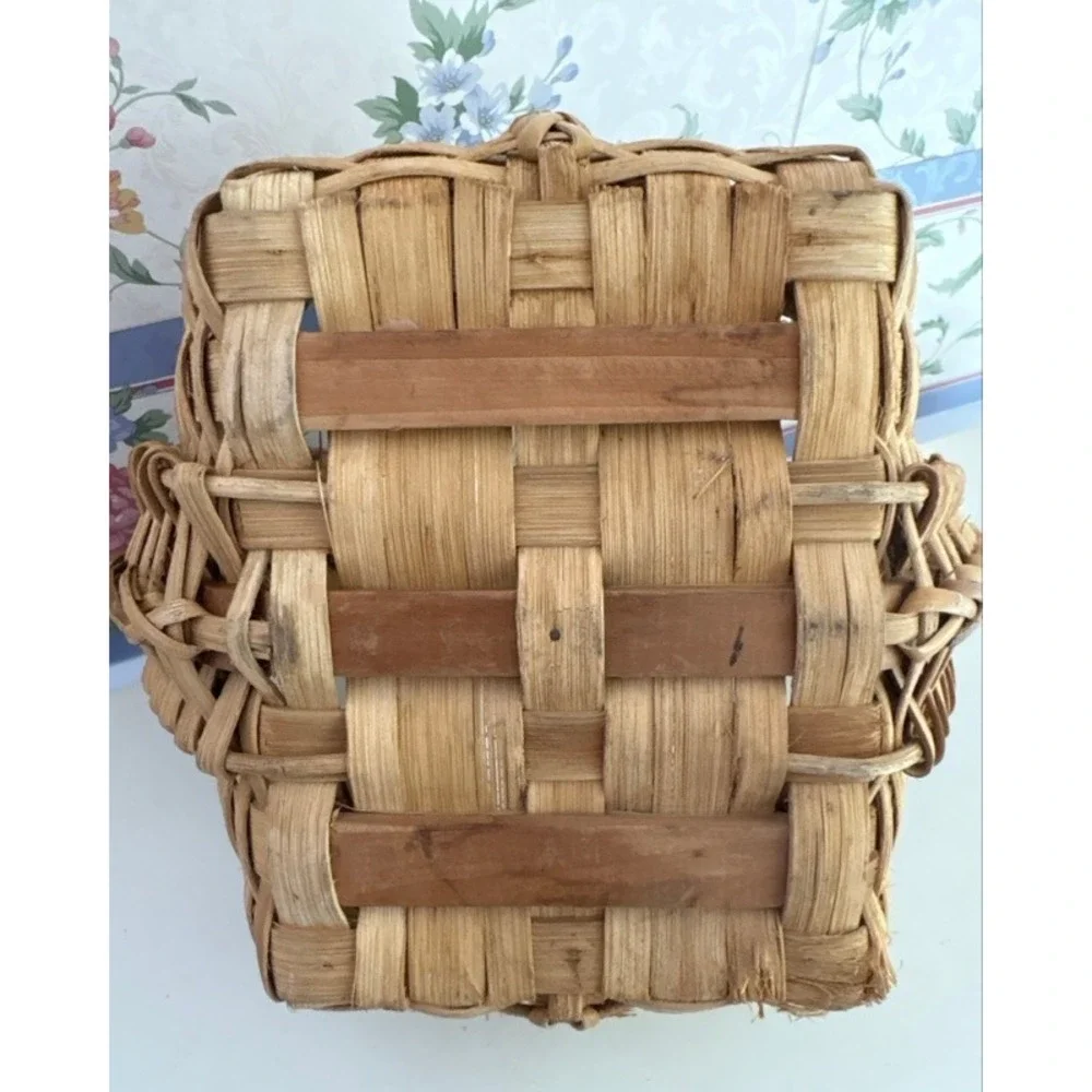 Vintage Woven Splint Wood Basket Handcrafted Rustic Farmhouse Decor Small Handle